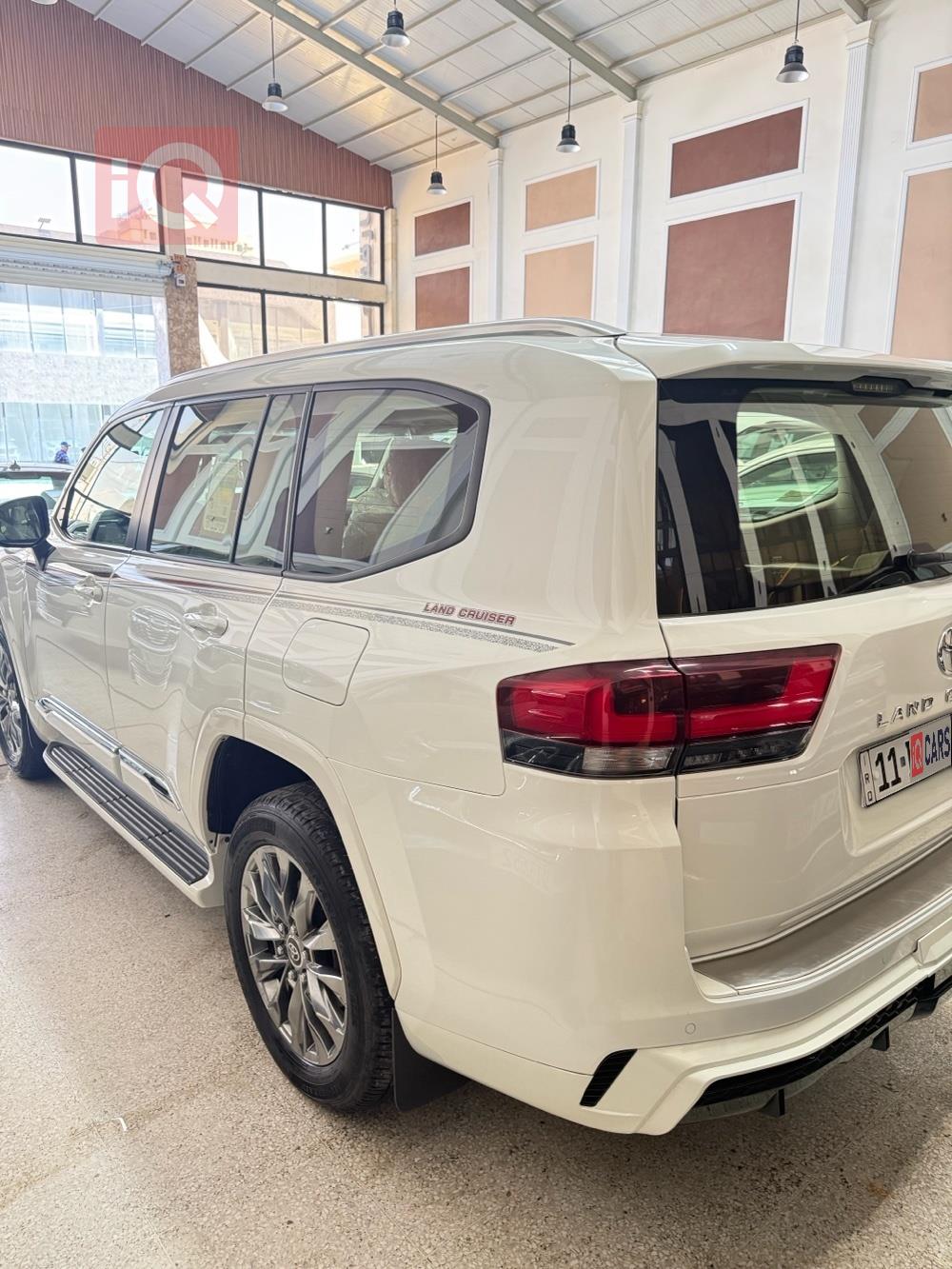 تويوتا لاندكروزر